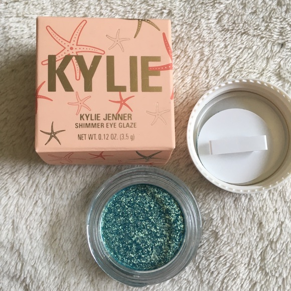 Kylie Cosmetics Creme Glitter Eyeshadow Glaze Aqua Mama BNIB - Picture 1 of 10